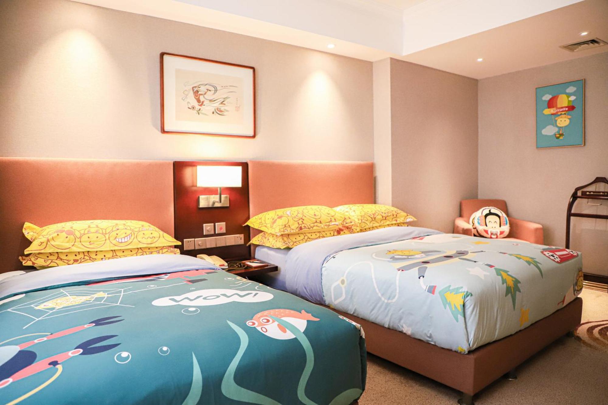 Beijing Feitian Hotel Экстерьер фото