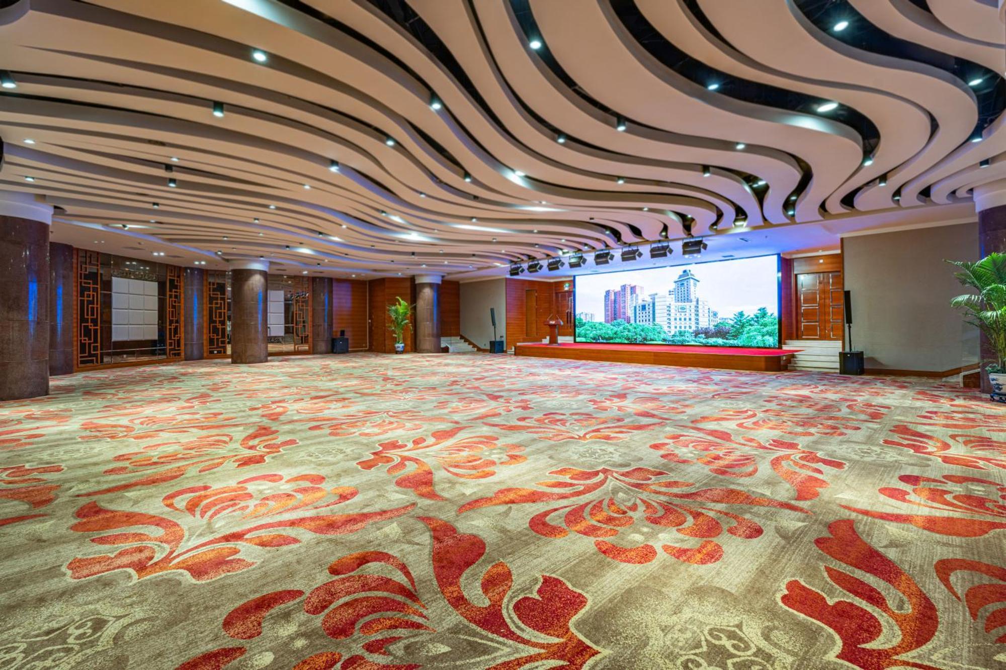 Beijing Feitian Hotel Экстерьер фото