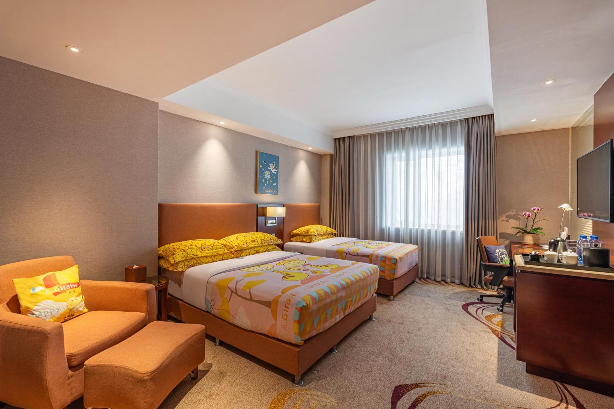 Beijing Feitian Hotel Экстерьер фото
