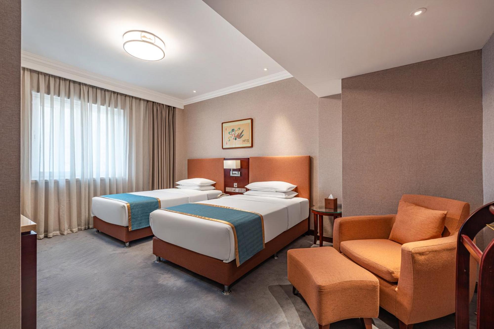 Beijing Feitian Hotel Экстерьер фото
